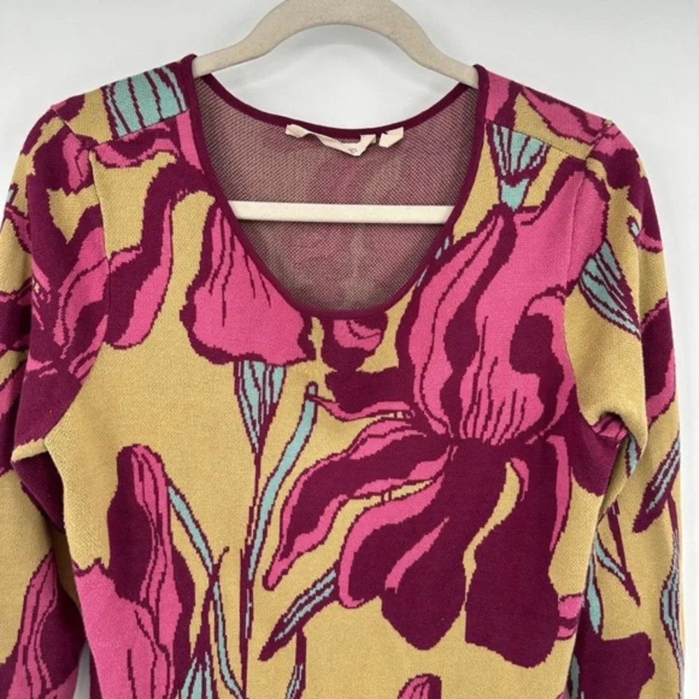 Floral Knit Scoop Neck Sweater in Mustard & Berry